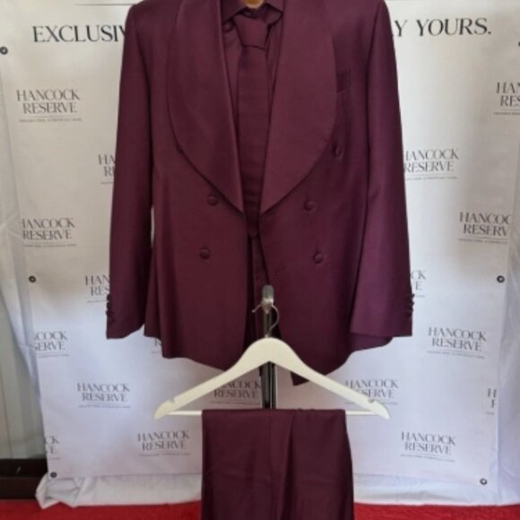 Morris Chestnut Custom Gregoire Suit ā Golden Globes Press Styled by J. Bolin - Picture 4 of 8